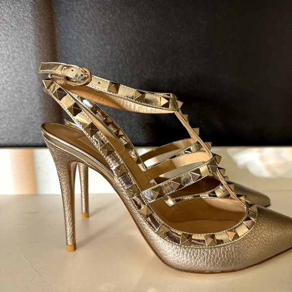Valentino Rockstud Metallic Leather Heels – NEW – Full Set Included - Picture 4 of 11